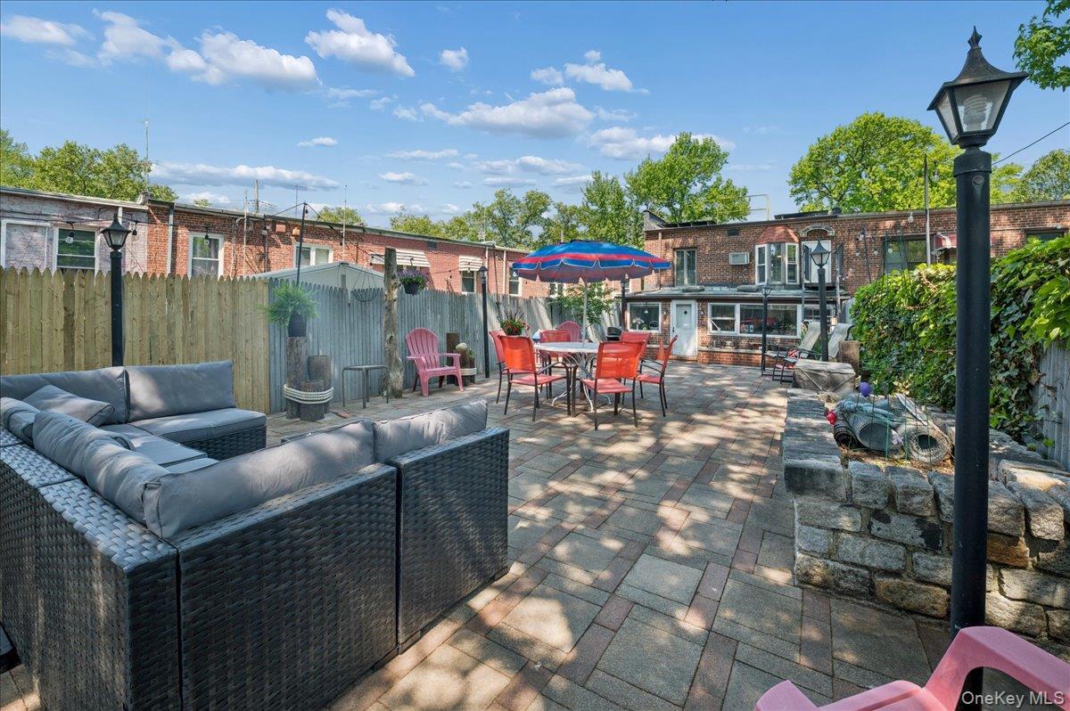 Single Family Lakewood Bronx, NY 10461, MLS-1001212-26