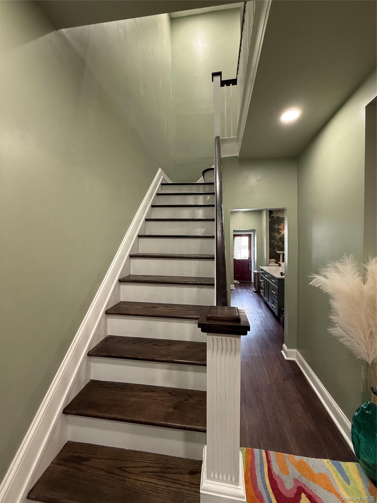 Single Family 75th Queens, NY 11385, MLS-1001239-11