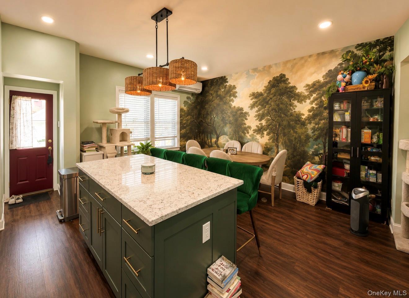 Single Family 75th Queens, NY 11385, MLS-1001239-5