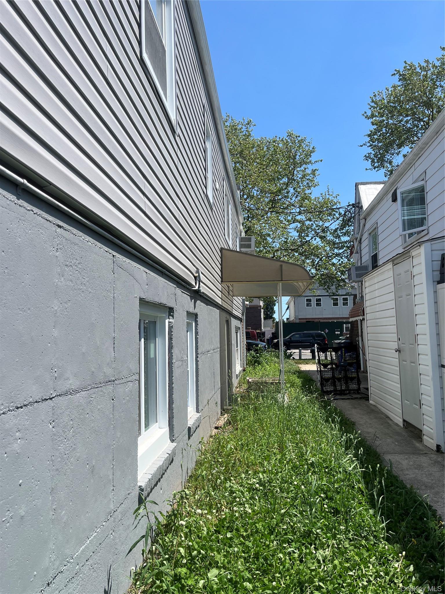 Single Family Avenue U Brooklyn, NY 11234, MLS-1001246-3