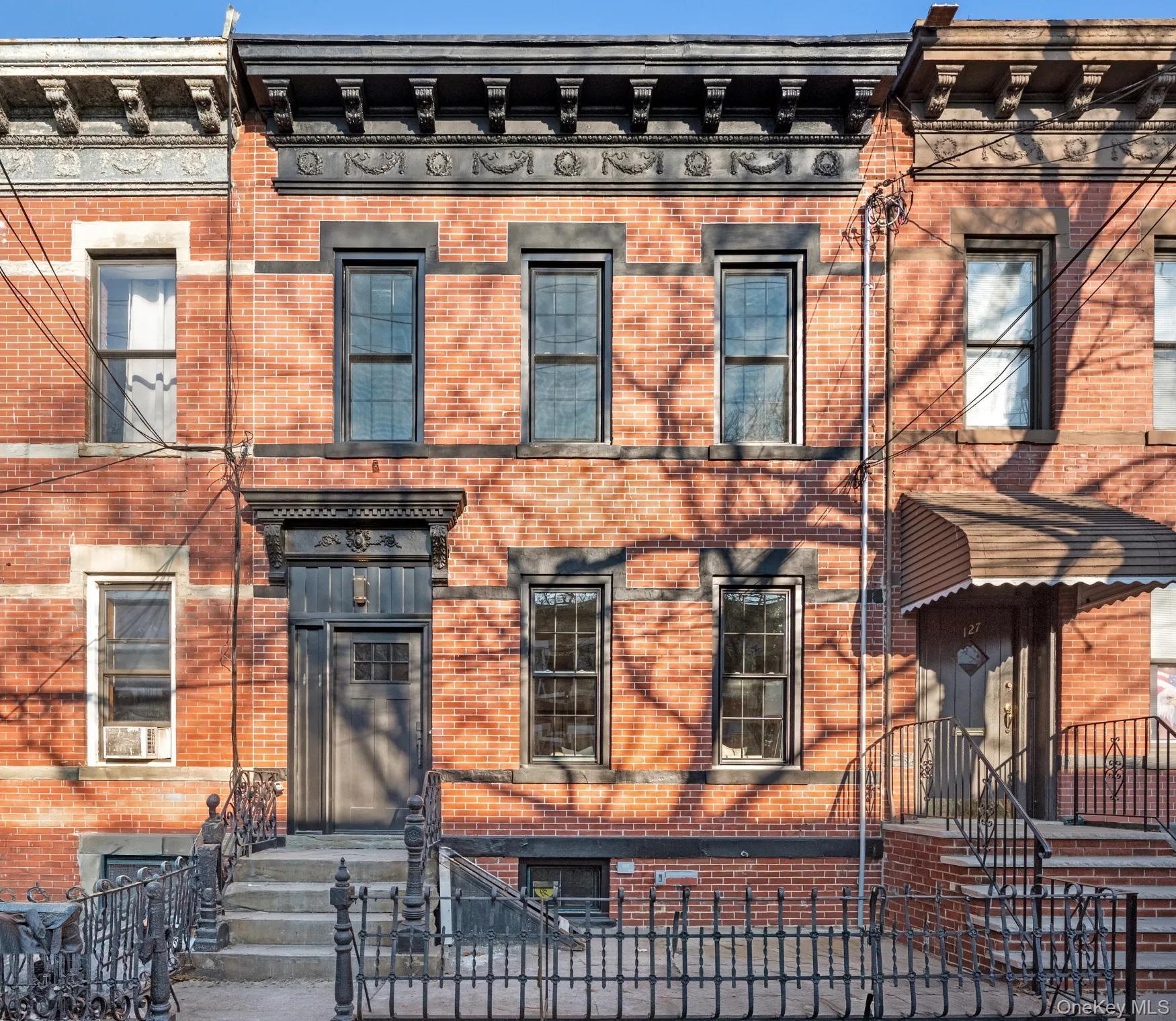 Single Family Beadel Street Brooklyn, NY 11222, MLS-1001309-3