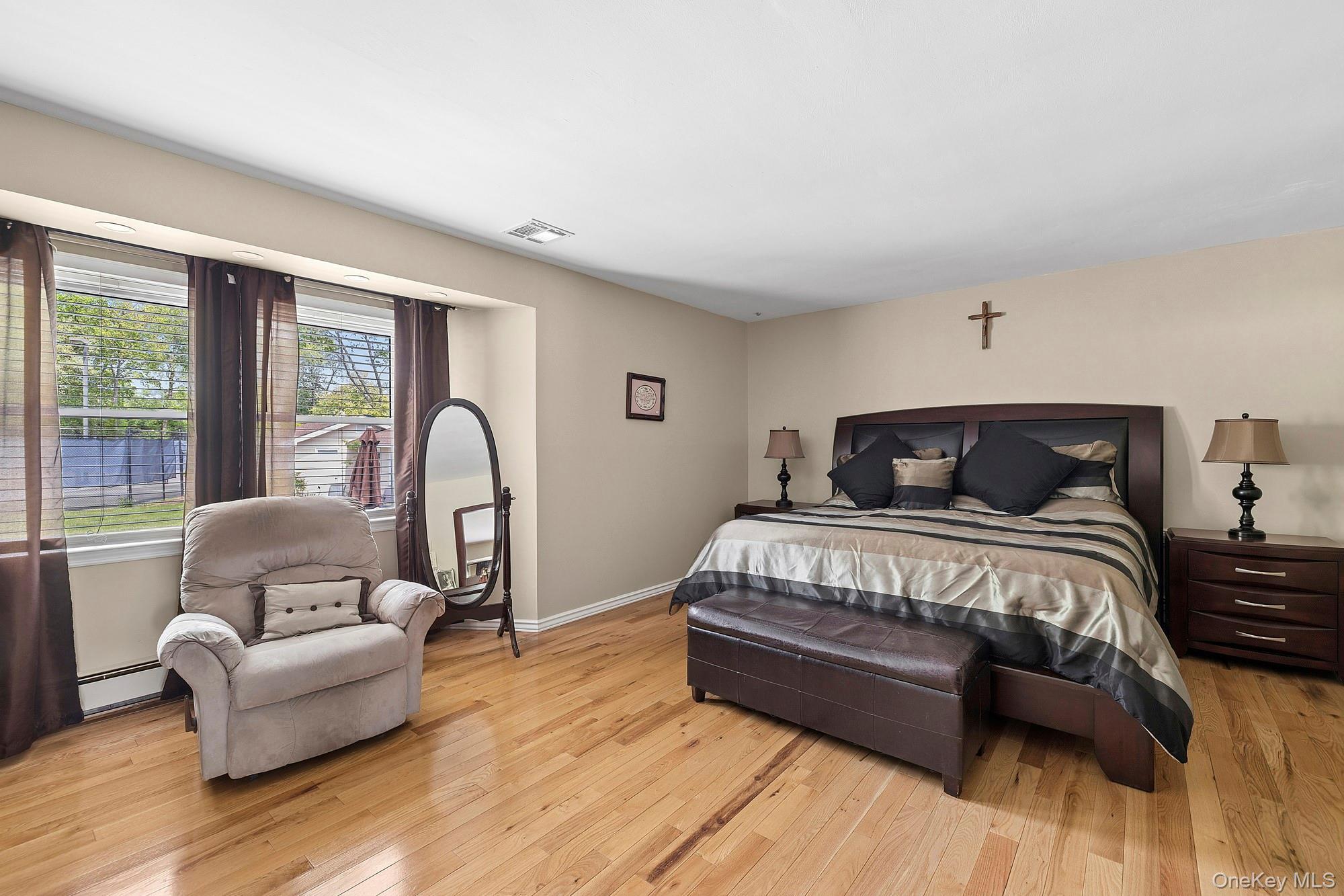 Single Family Dove Lane  Suffolk County, NY 11706, MLS-1001324-11
