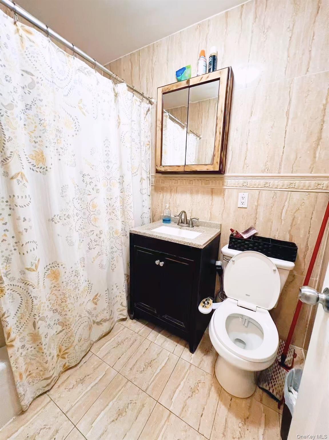 Single Family 78th Queens, NY 11370, MLS-1001330-9