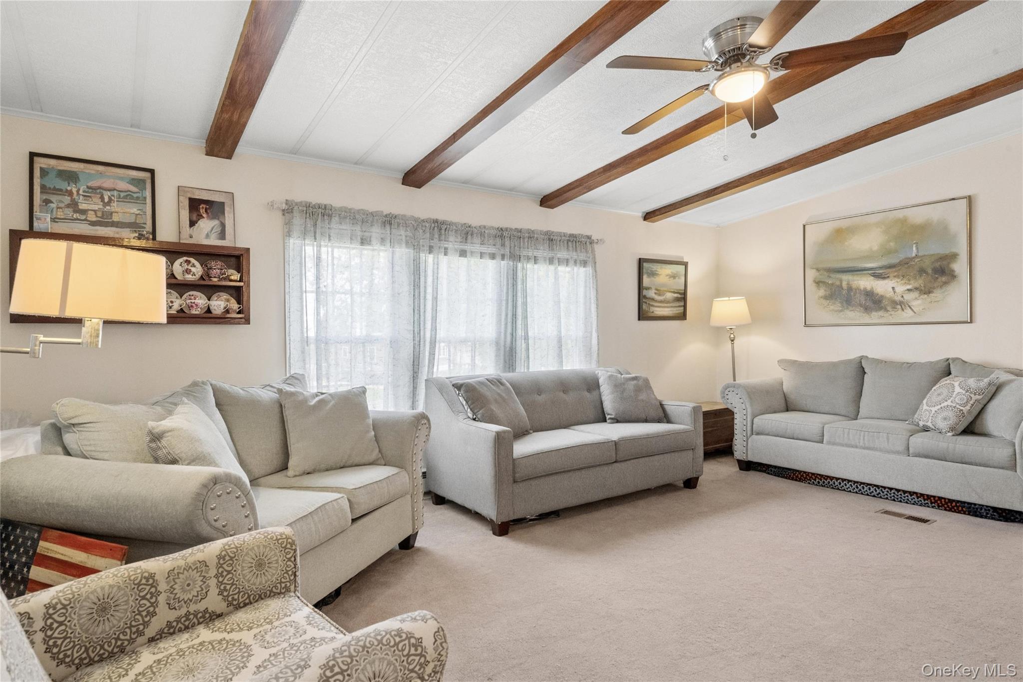 Single Family Old Country Road Suffolk County, NY 11901, MLS-1001359-2