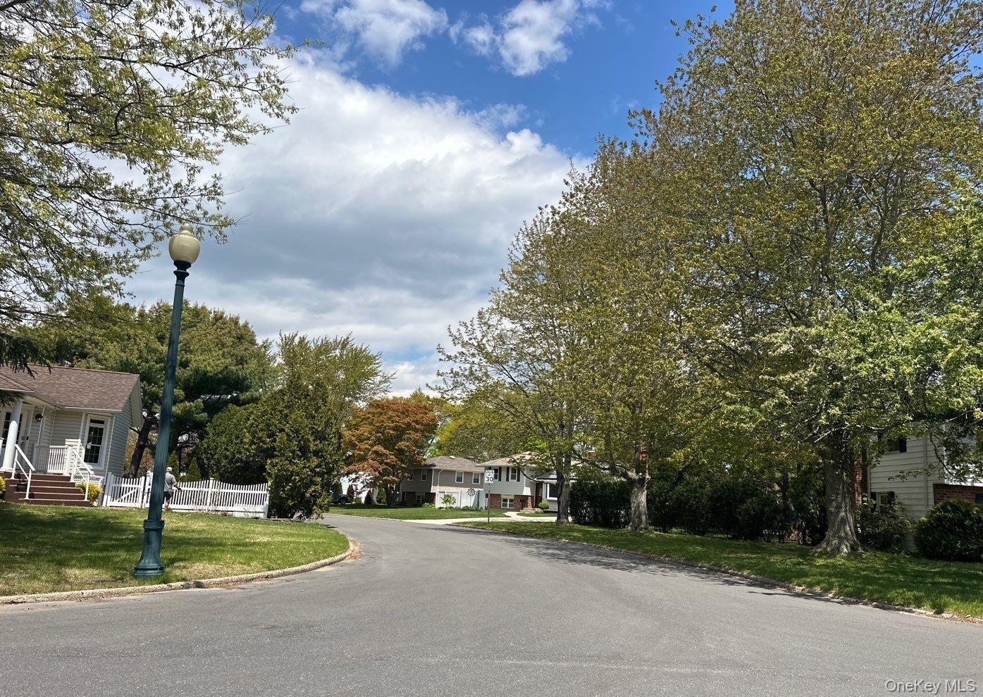 Single Family Sherry Street  Suffolk County, NY 11730, MLS-1001365-4