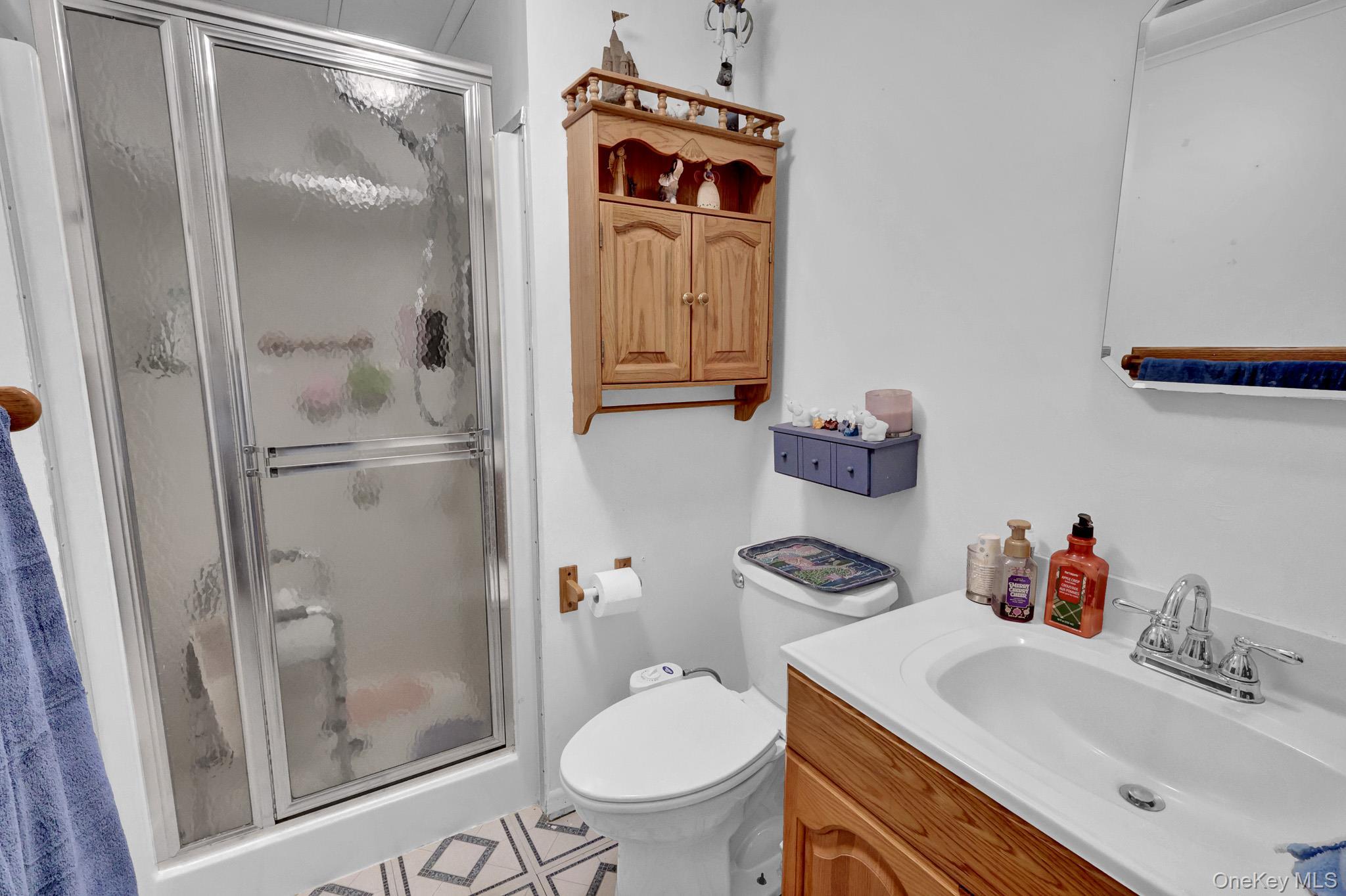 Single Family Village Circle West  Suffolk County, NY 11949, MLS-1001366-15