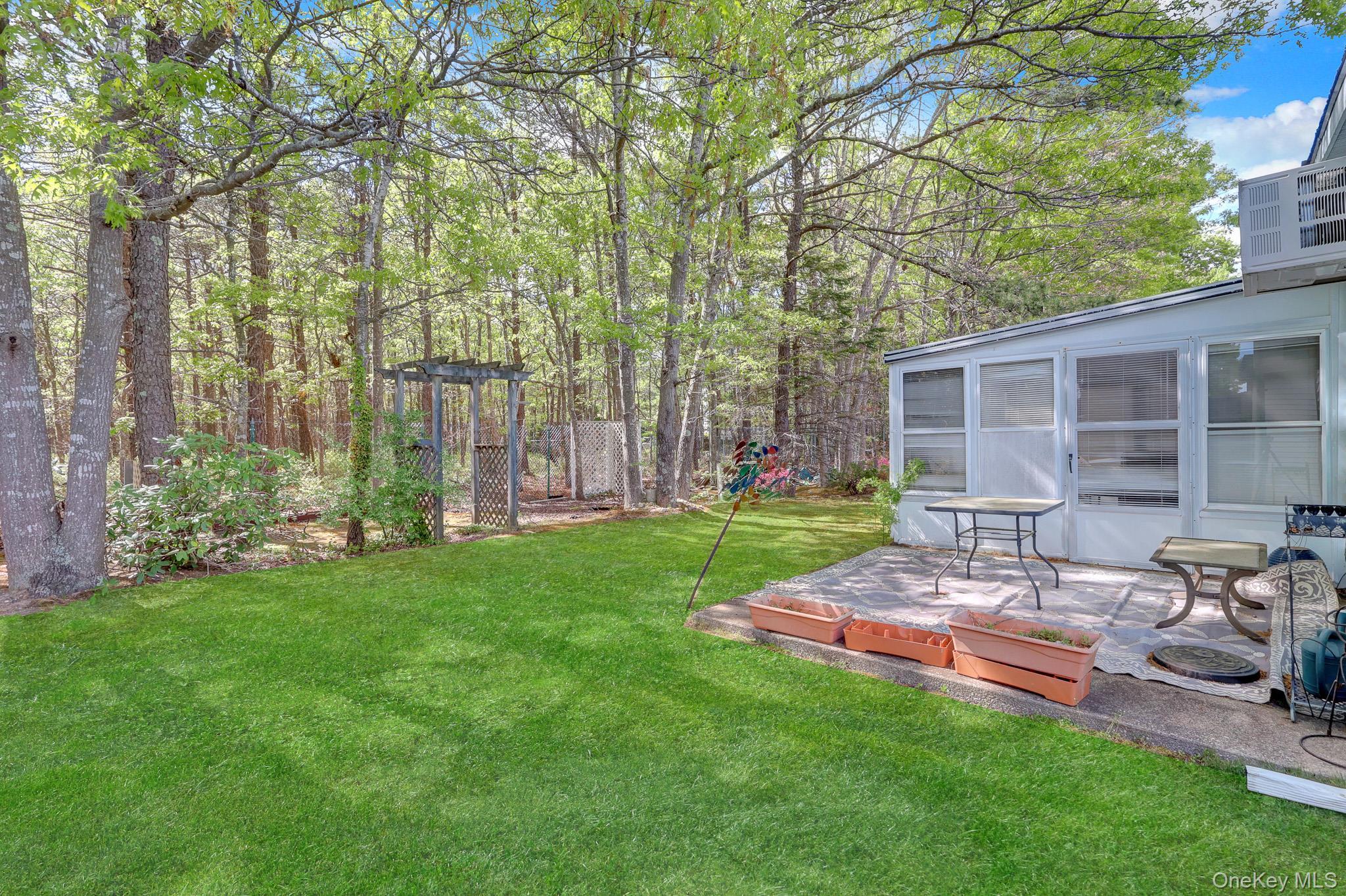 Single Family Village Circle West  Suffolk County, NY 11949, MLS-1001366-17