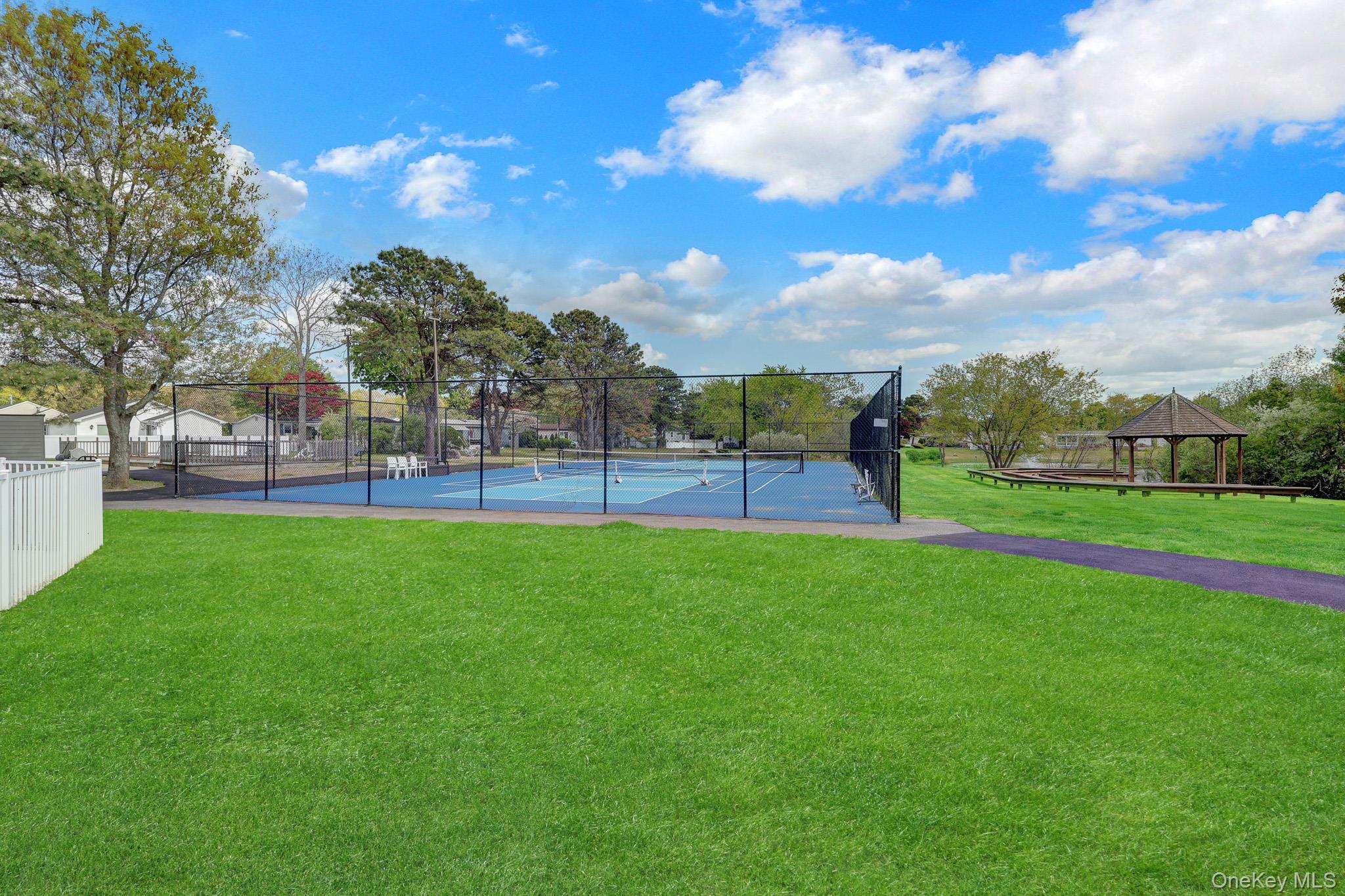 Single Family Village Circle West  Suffolk County, NY 11949, MLS-1001366-29