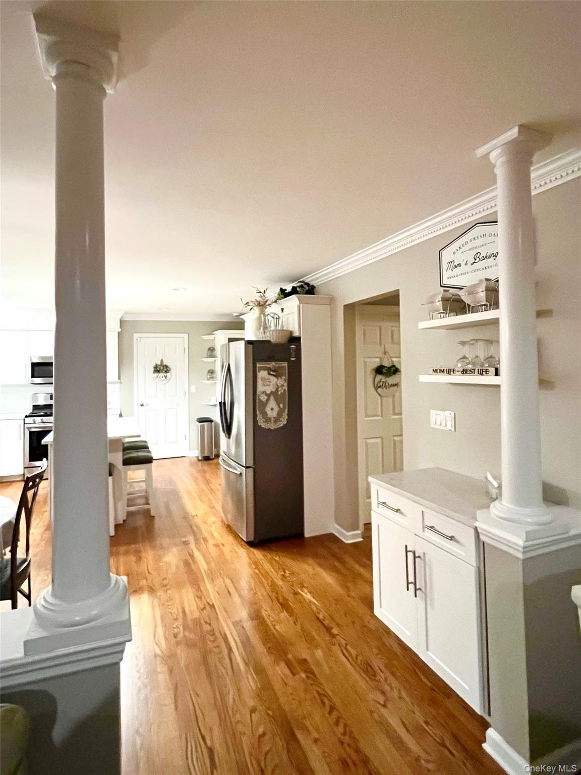 Single Family Silas Woods Road  Suffolk County, NY 11949, MLS-1001375-26