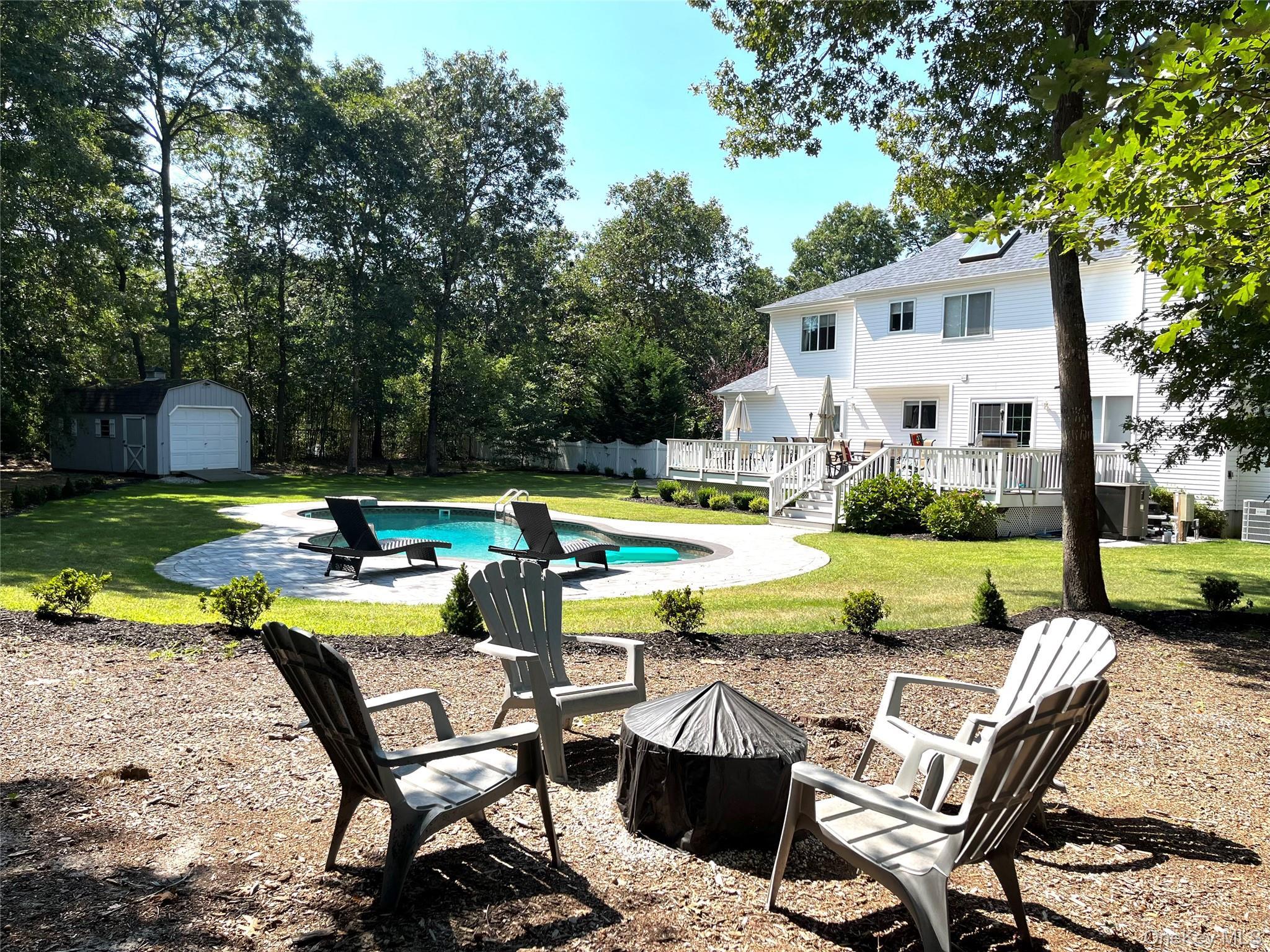 Single Family Silas Woods Road  Suffolk County, NY 11949, MLS-1001375-3