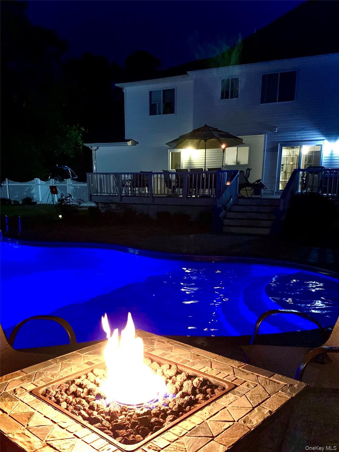 Single Family Silas Woods Road  Suffolk County, NY 11949, MLS-1001375-30