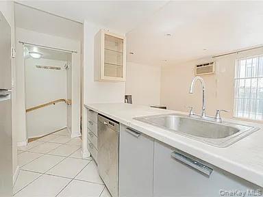Condo Bay 49th Street Brooklyn, NY 11214, MLS-1001400-9