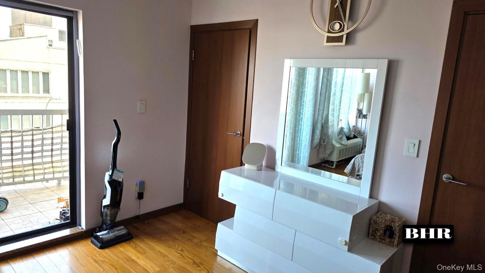 Condo W End Avenue Brooklyn, NY 11235, MLS-1001403-11