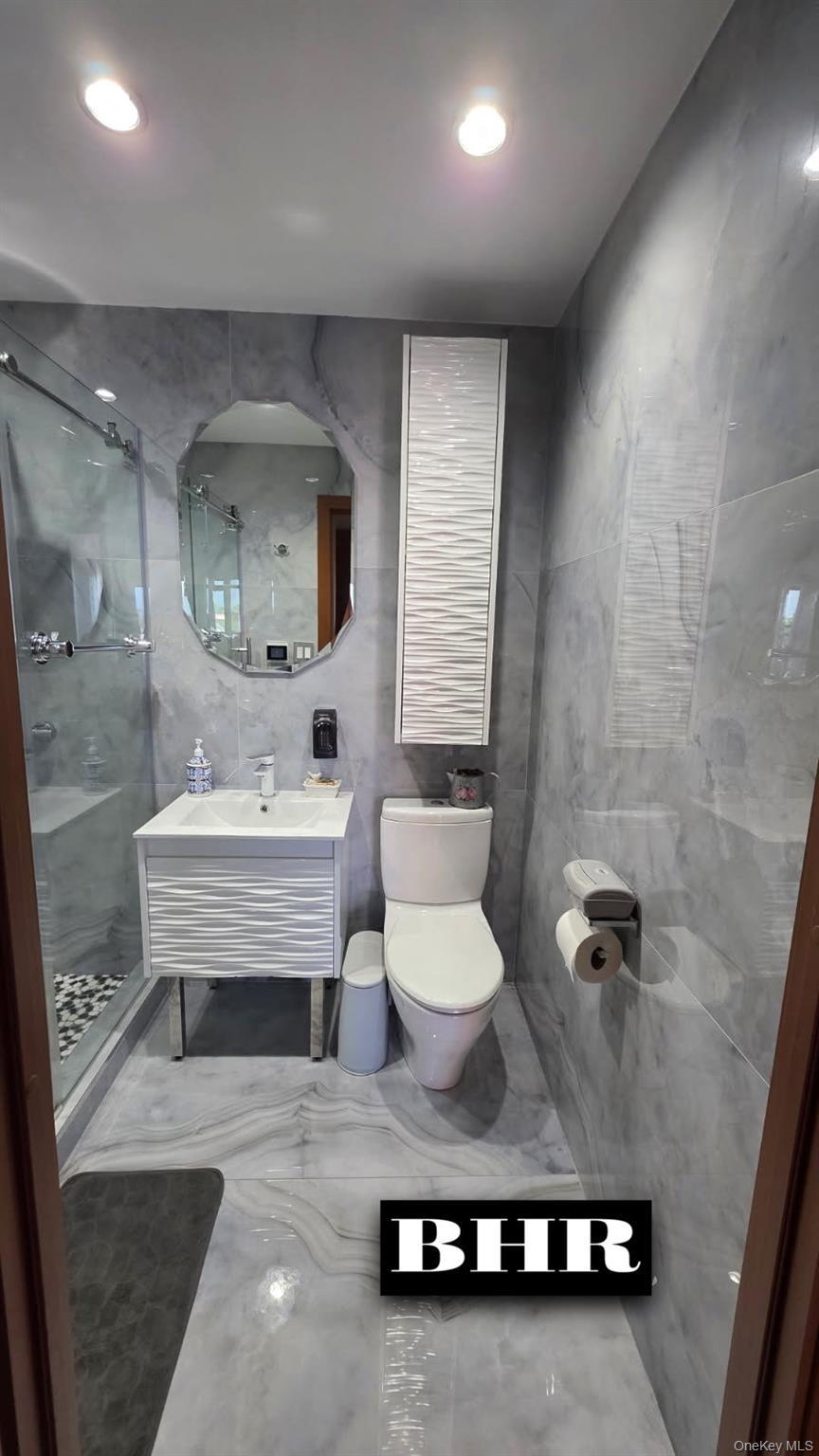 Condo W End Avenue Brooklyn, NY 11235, MLS-1001403-13