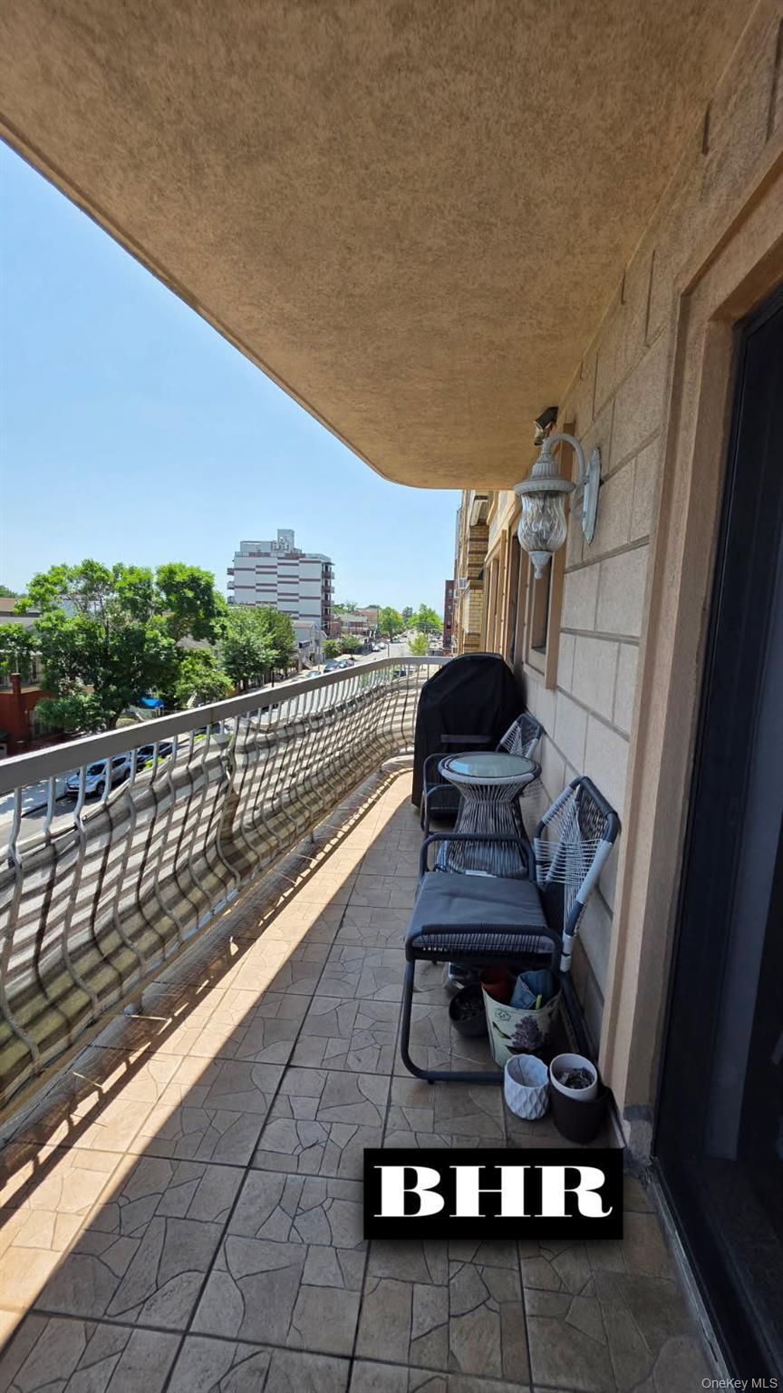 Condo W End Avenue Brooklyn, NY 11235, MLS-1001403-17
