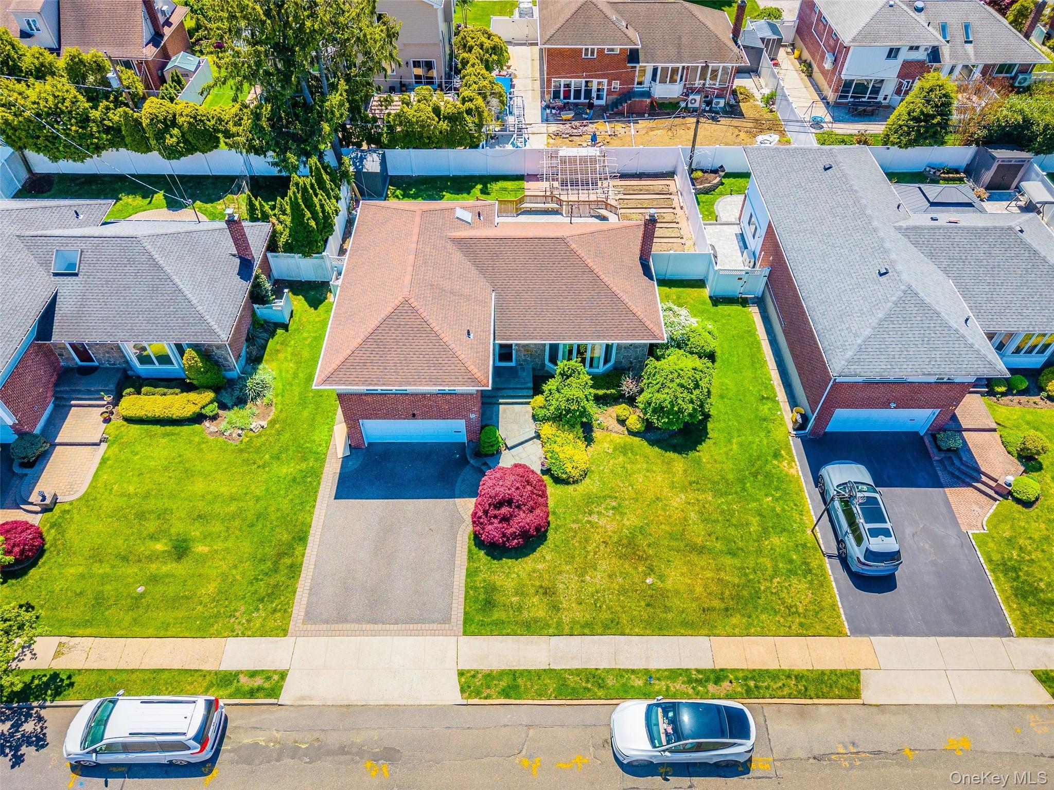 Single Family Hillvale Road Nassau County, NY 11791, MLS-1001415-17