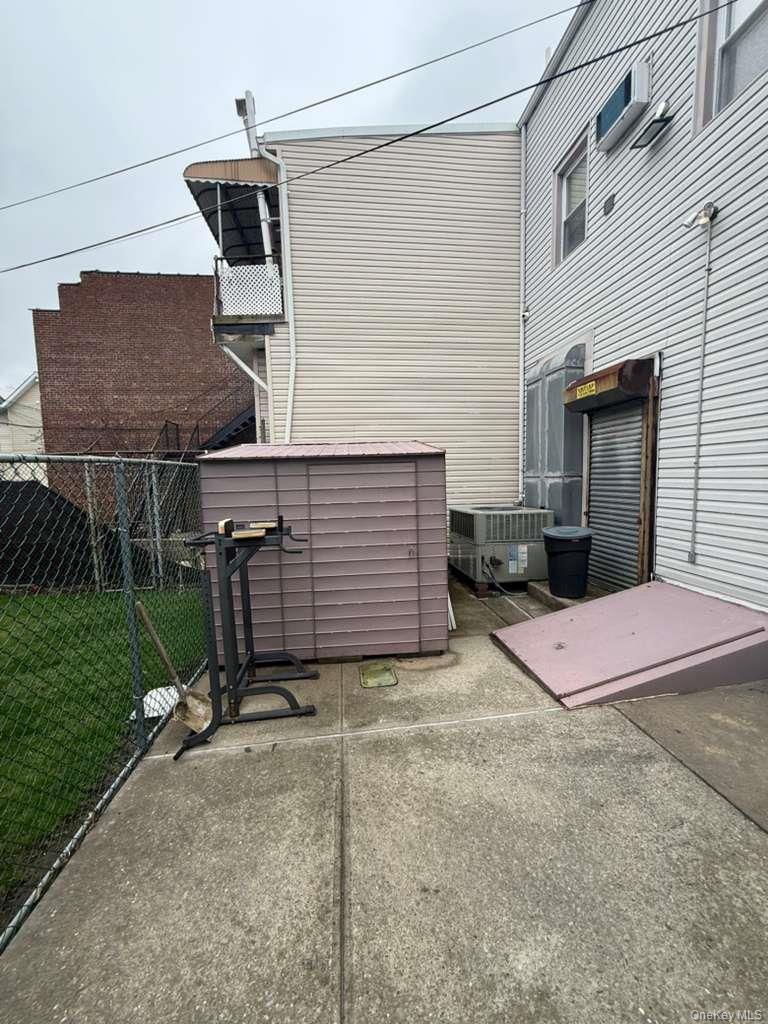 Single Family 101st Queens, NY 11416, MLS-1001522-4
