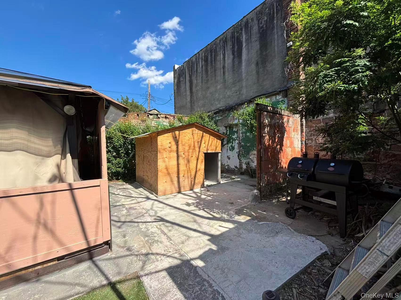 Single Family Newport Brooklyn, NY 11207, MLS-1001572-27
