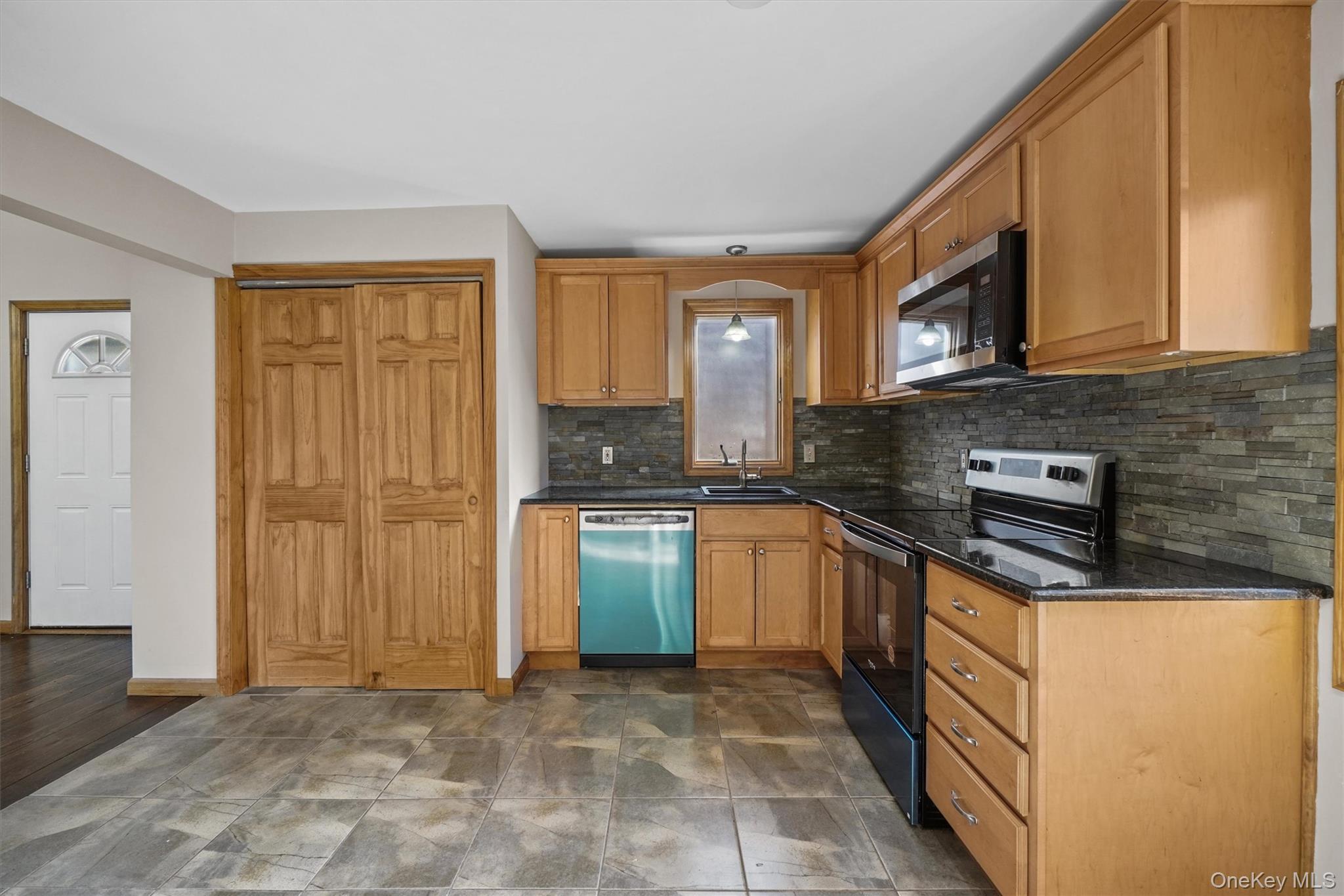 Single Family Paradise Hill Orange County, NY 10930, MLS-1001595-12