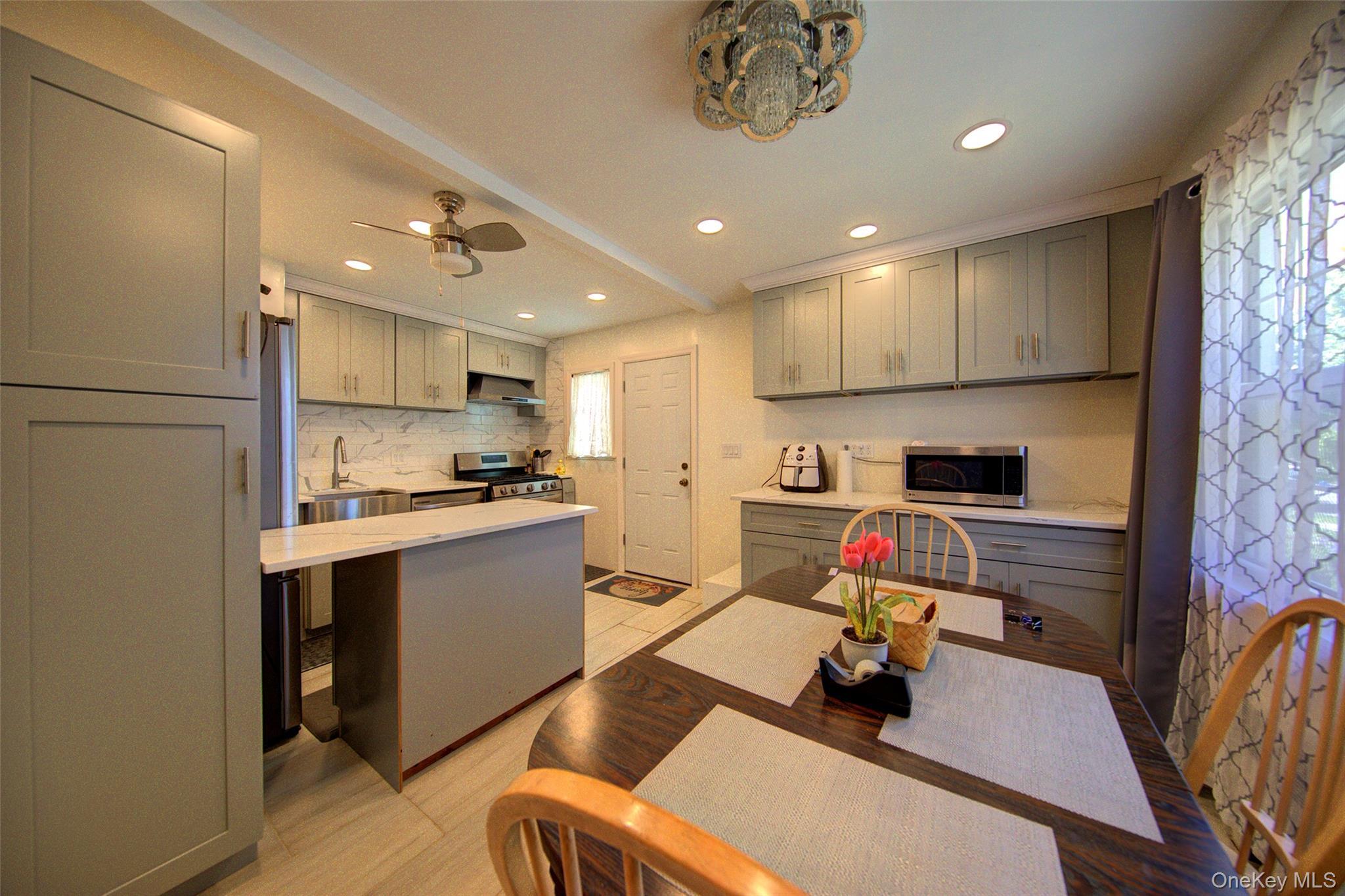 Single Family 260th Queens, NY 11004, MLS-1001607-9
