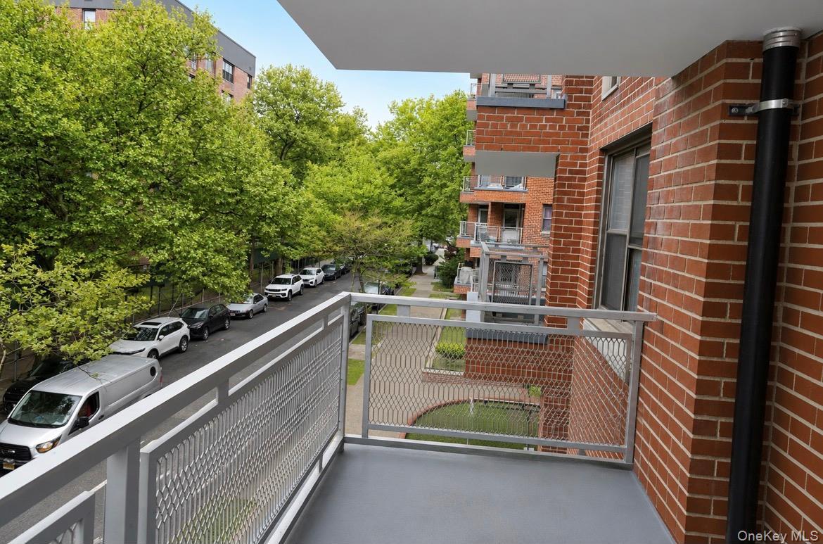 Coop E 54th Street Brooklyn, NY 11234, MLS-1001612-3