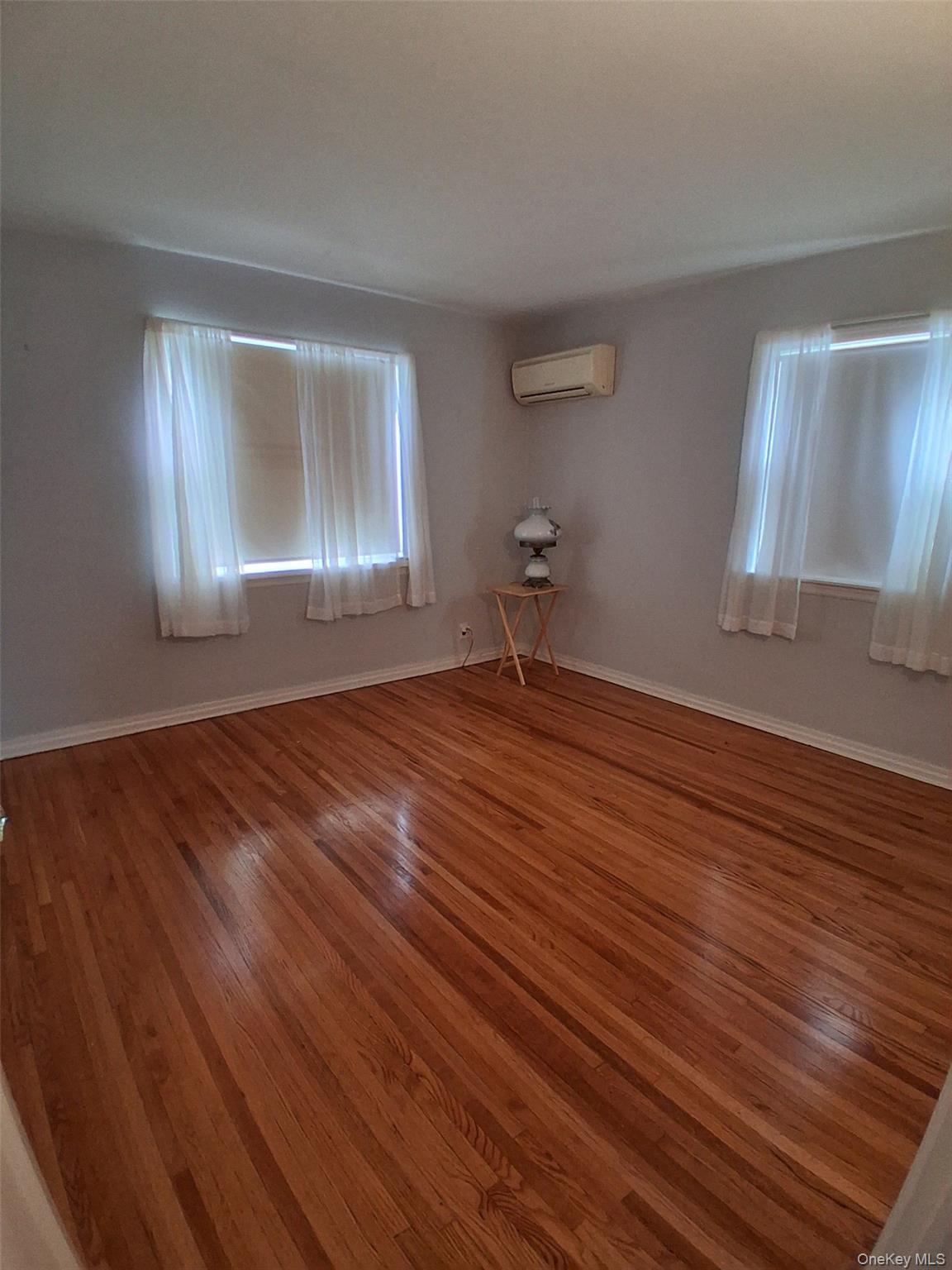 Single Family 271st Street Queens, NY 11040, MLS-1001613-5