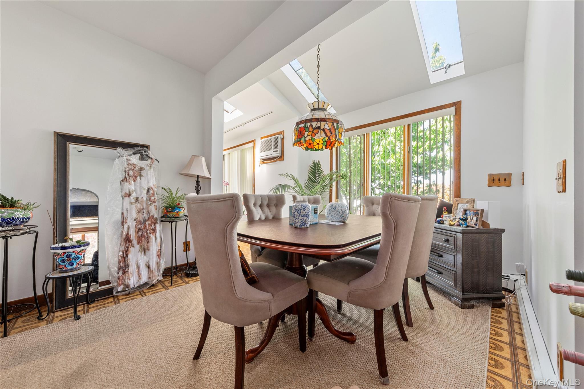 Single Family 8th Avenue Queens, NY 11357, MLS-1001635-13