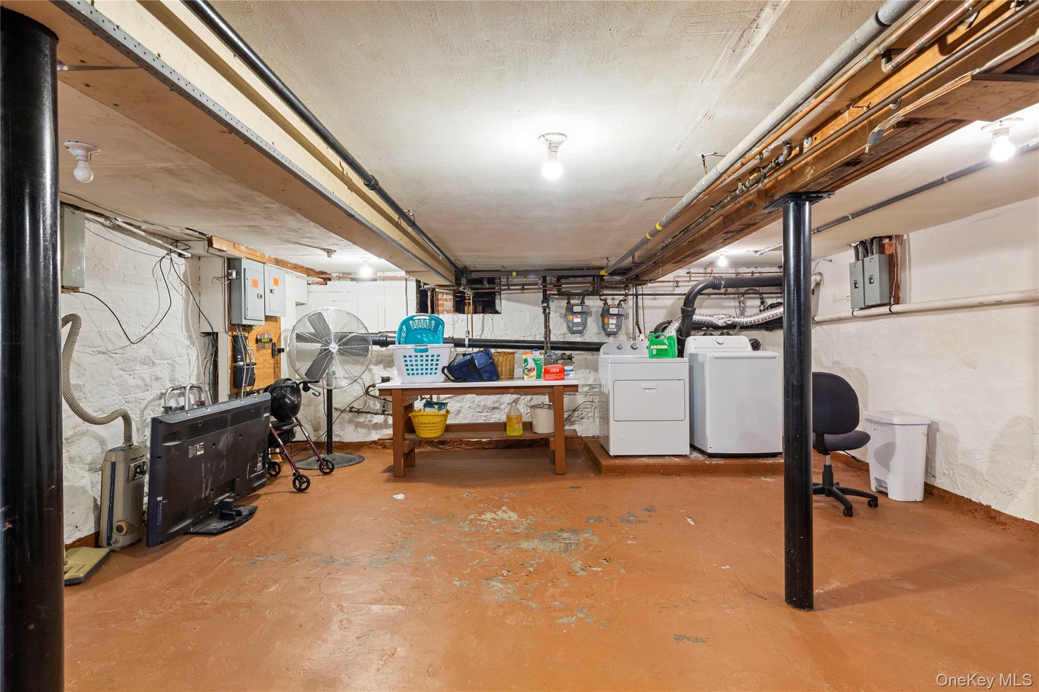 Single Family 8th Avenue Queens, NY 11357, MLS-1001635-19