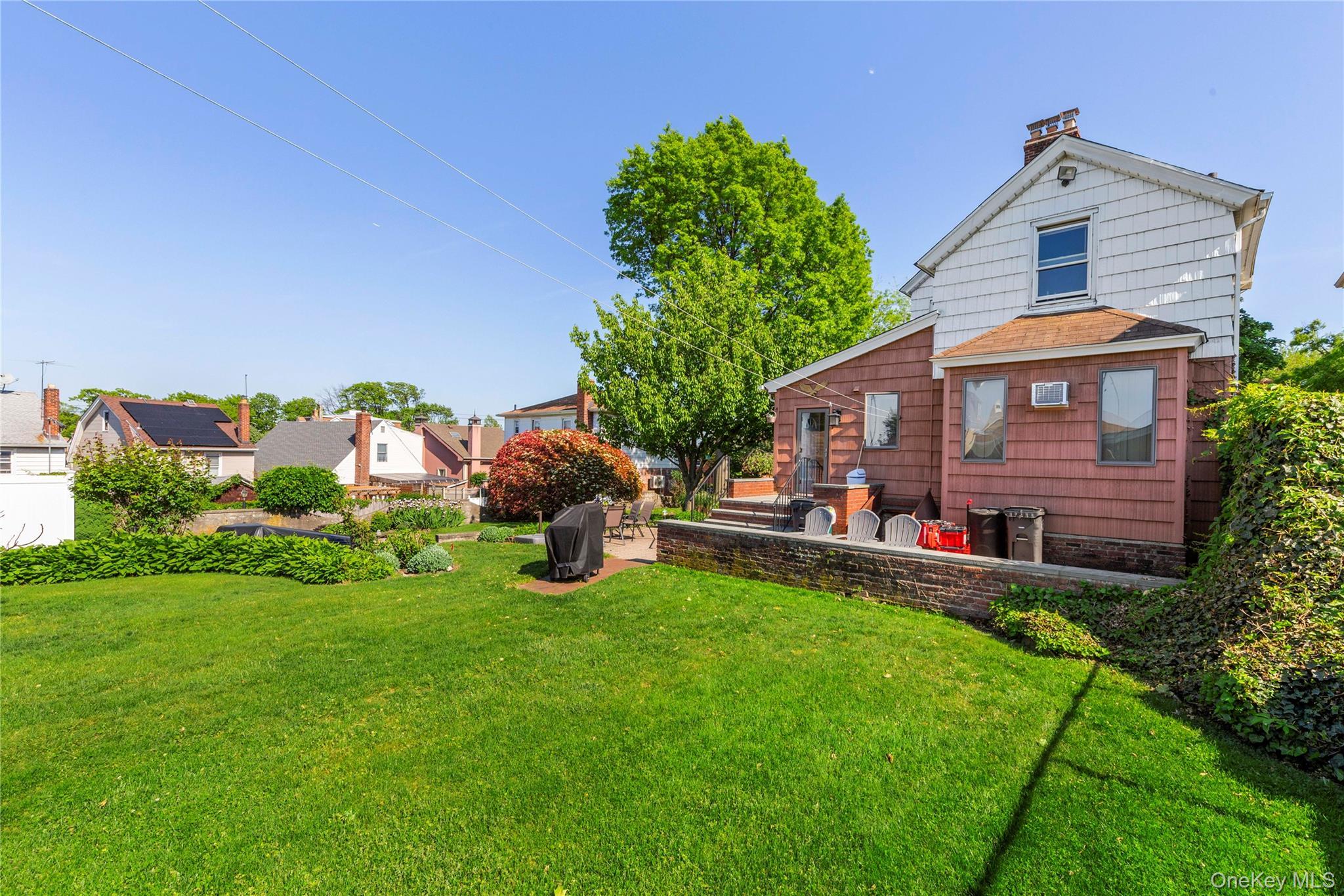 Single Family 8th Avenue Queens, NY 11357, MLS-1001635-6