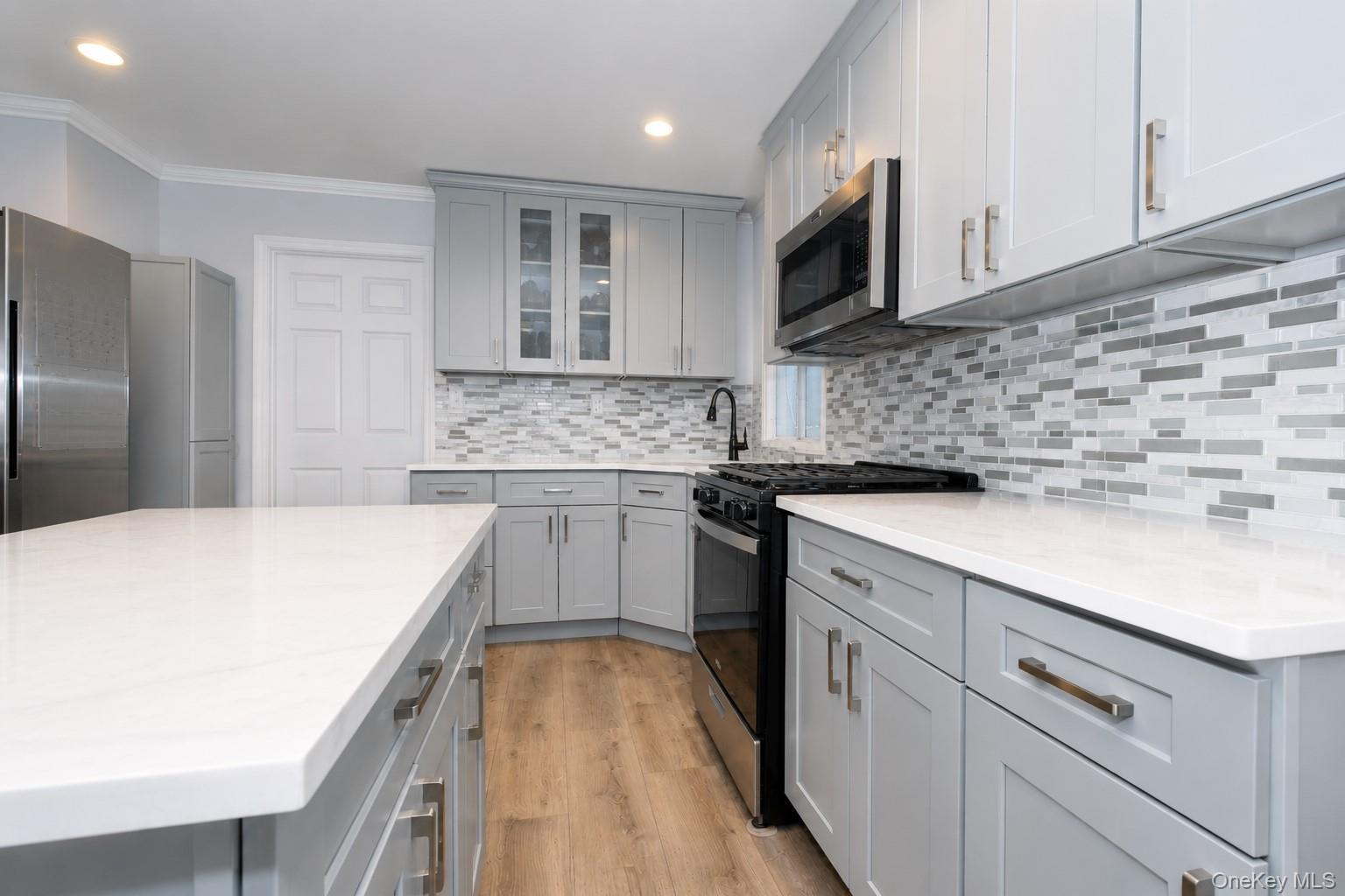Single Family 124th Queens, NY 11420, MLS-1001645-11