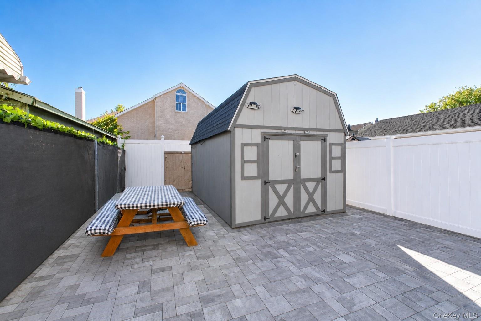 Single Family 124th Queens, NY 11420, MLS-1001645-23