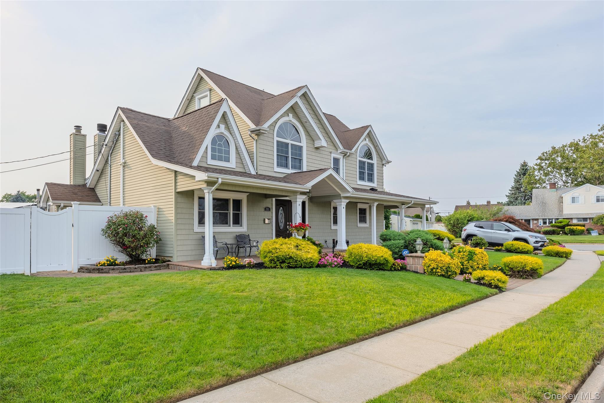 Single Family Swing Lane  Nassau County, NY 11756, MLS-1001667-4