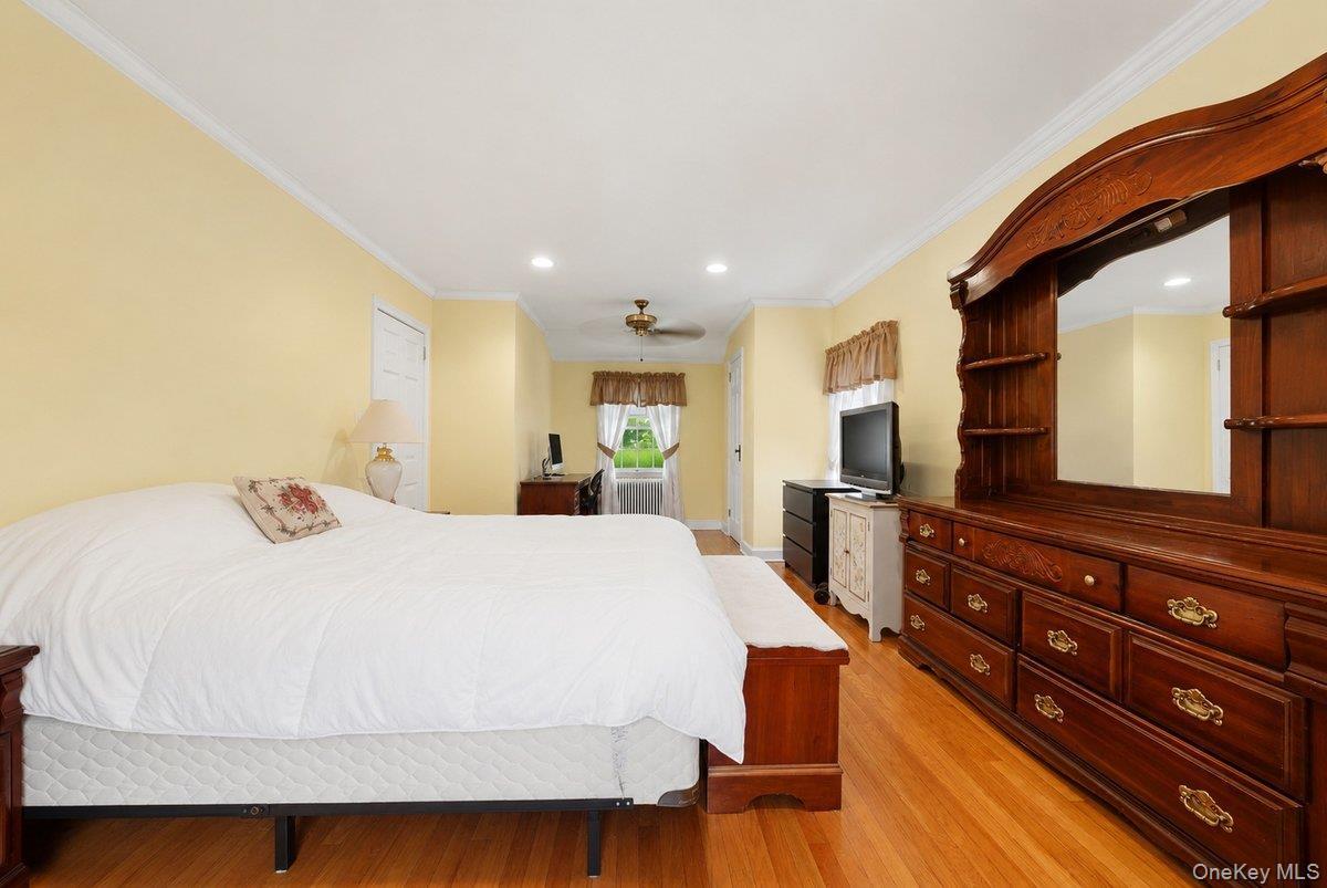 Single Family Halstead Avenue Westchester County, NY 10704, MLS-1001671-25