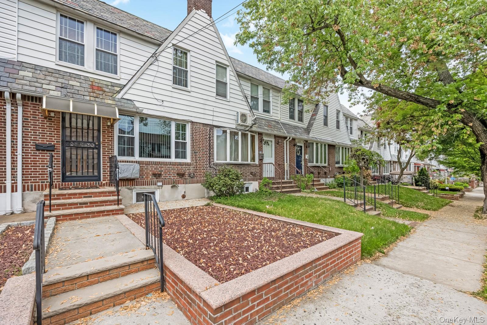 Single Family 77th Queens, NY 11379, MLS-1001688-2