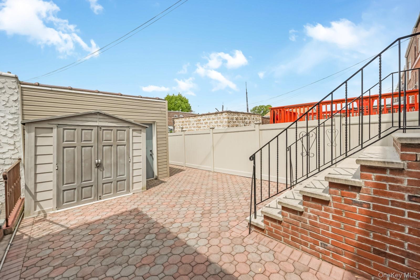 Single Family 77th Queens, NY 11379, MLS-1001688-24