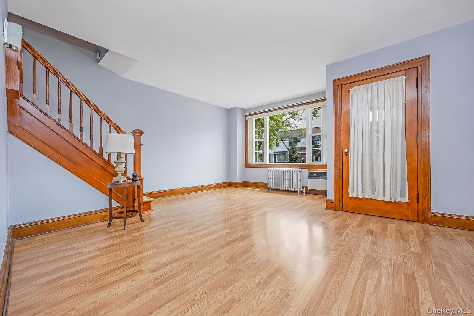 Single Family 77th Queens, NY 11379, MLS-1001688-4