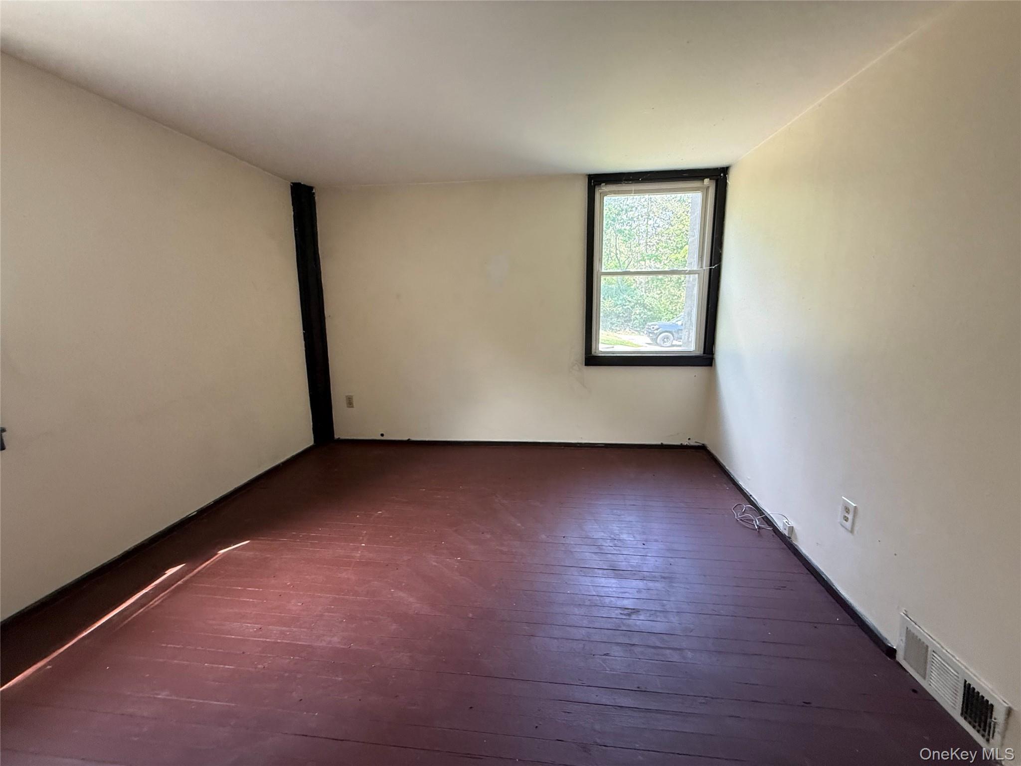 Single Family Lakeshore Drive Dutchess County, NY 12569, MLS-1001702-11