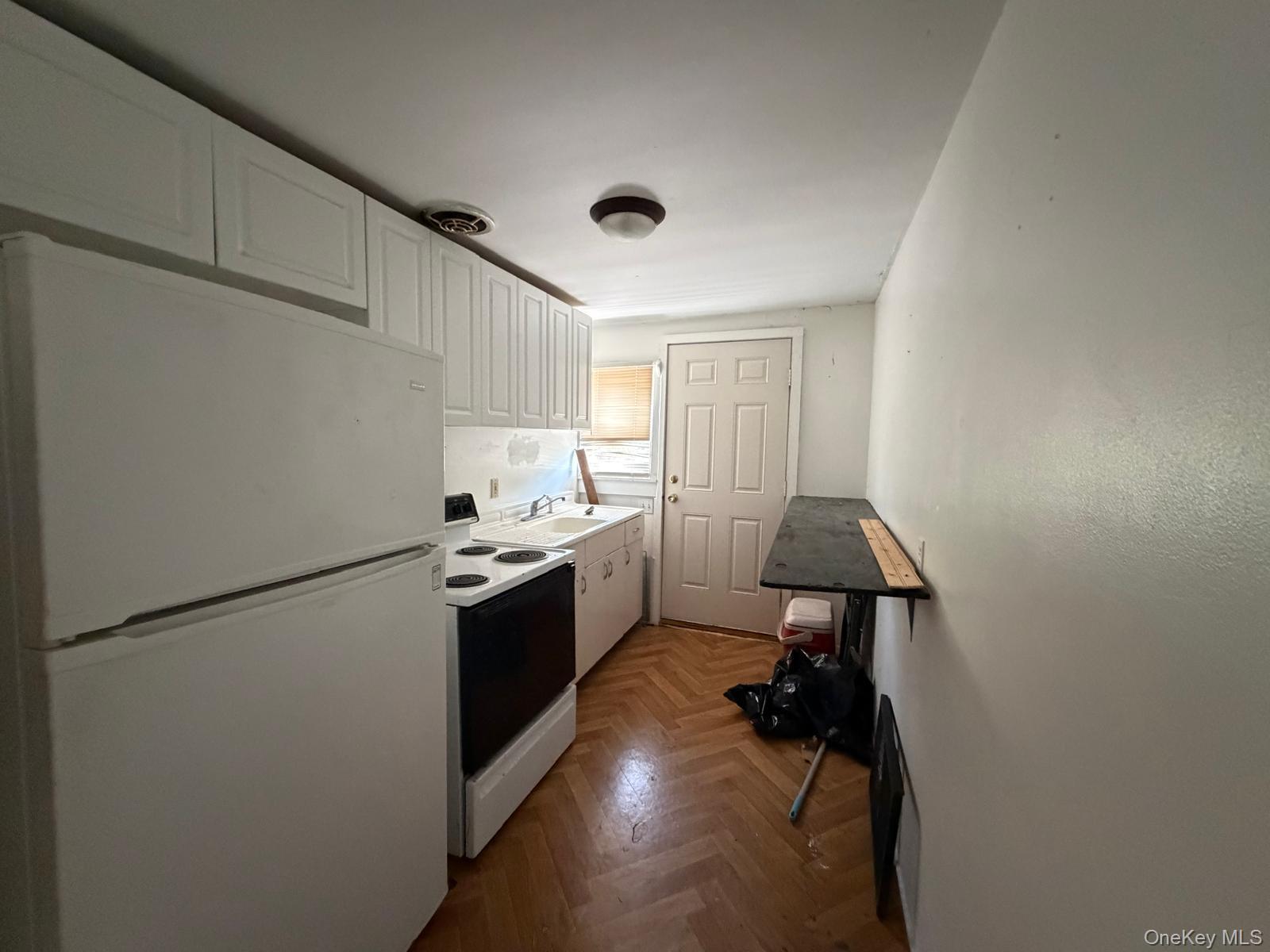 Single Family Lakeshore Drive Dutchess County, NY 12569, MLS-1001702-15
