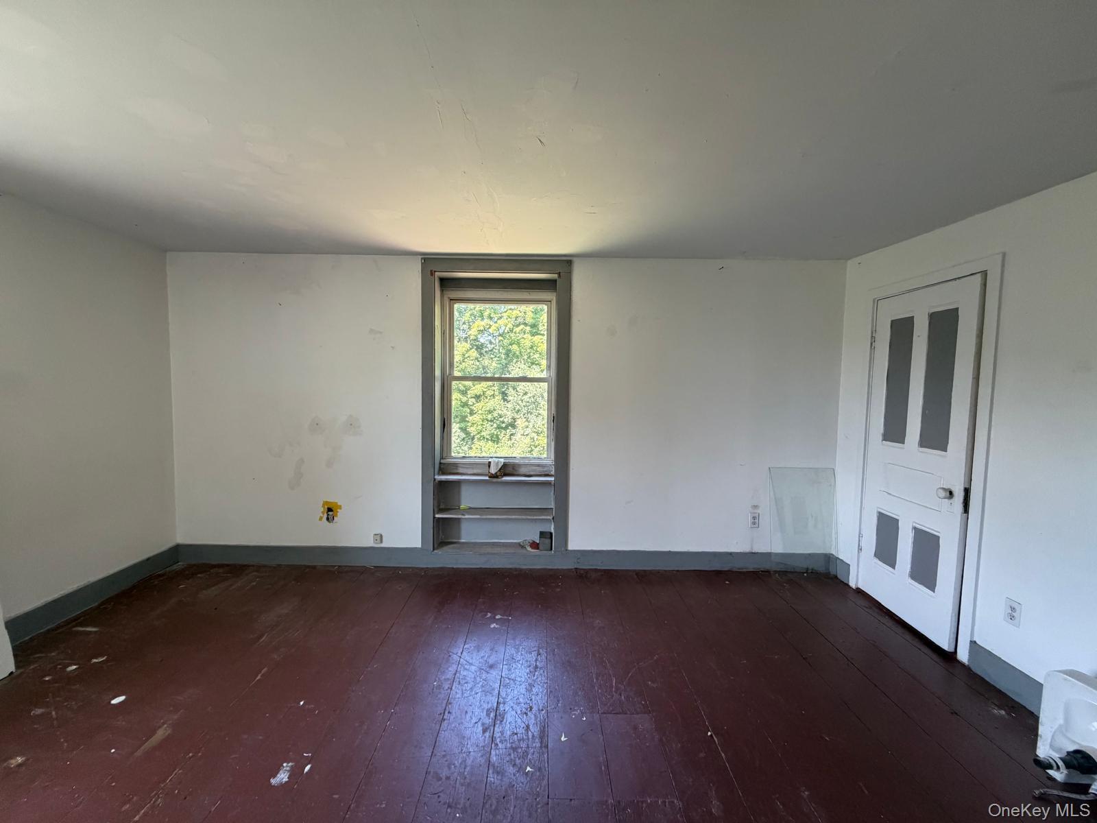 Single Family Lakeshore Drive Dutchess County, NY 12569, MLS-1001702-25