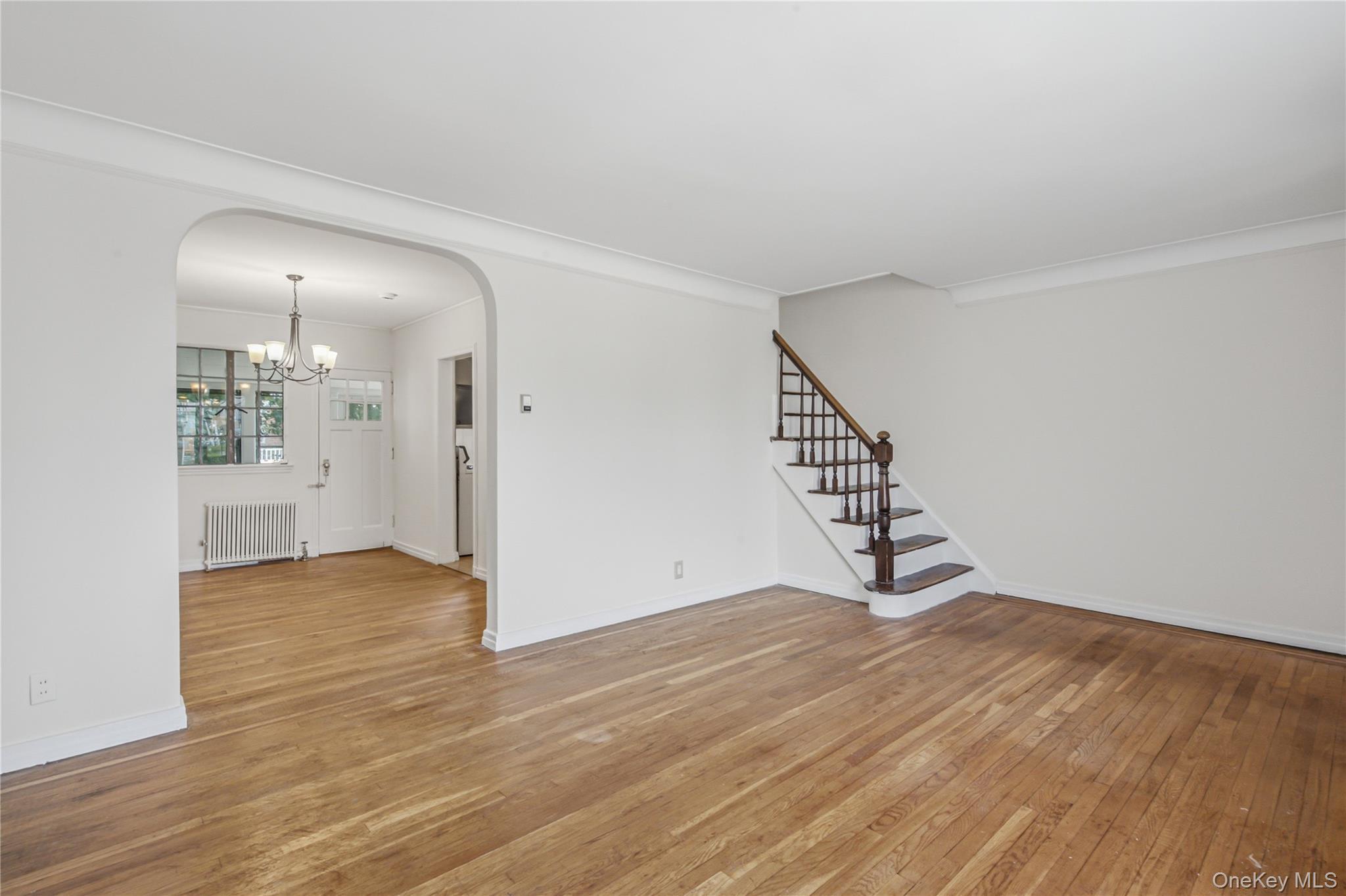 Single Family 29th Queens, NY 11358, MLS-1001719-10
