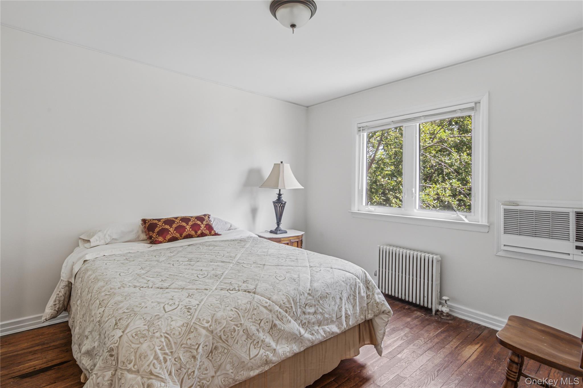 Single Family 29th Queens, NY 11358, MLS-1001719-17