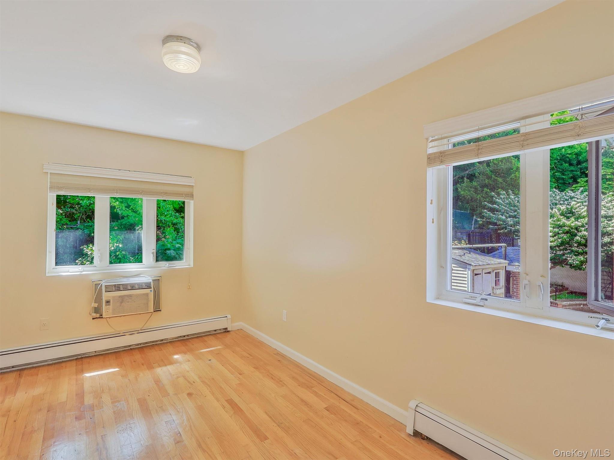 Single Family Midland Parkway  Queens, NY 11432, MLS-1001770-4