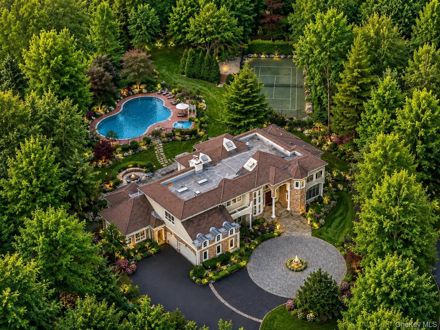 Single Family Coves Run  Nassau County, NY 11791, MLS-1001796-50