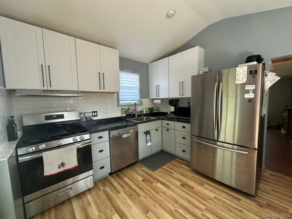 Single Family Coolidge Road Suffolk County, NY 11946, MLS-1001817-6