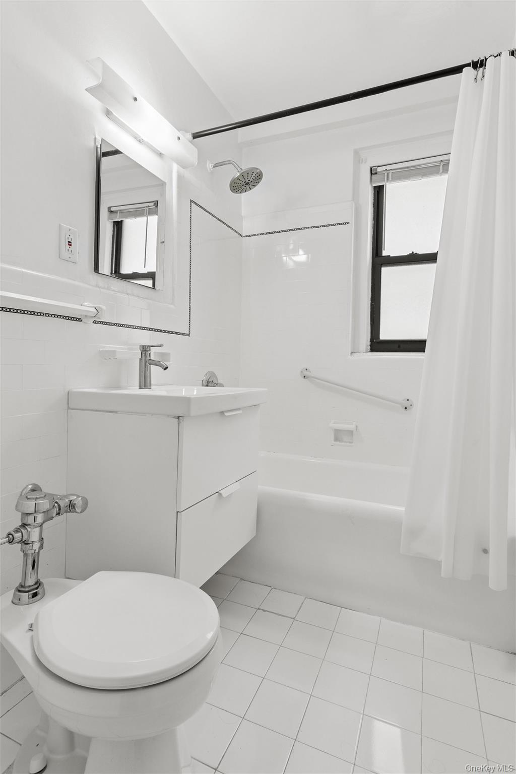 Coop E 50 Street  Manhattan, NY 10022, MLS-1001834-8