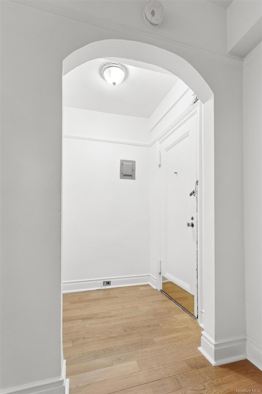 Coop E 50 Street  Manhattan, NY 10022, MLS-1001834-9