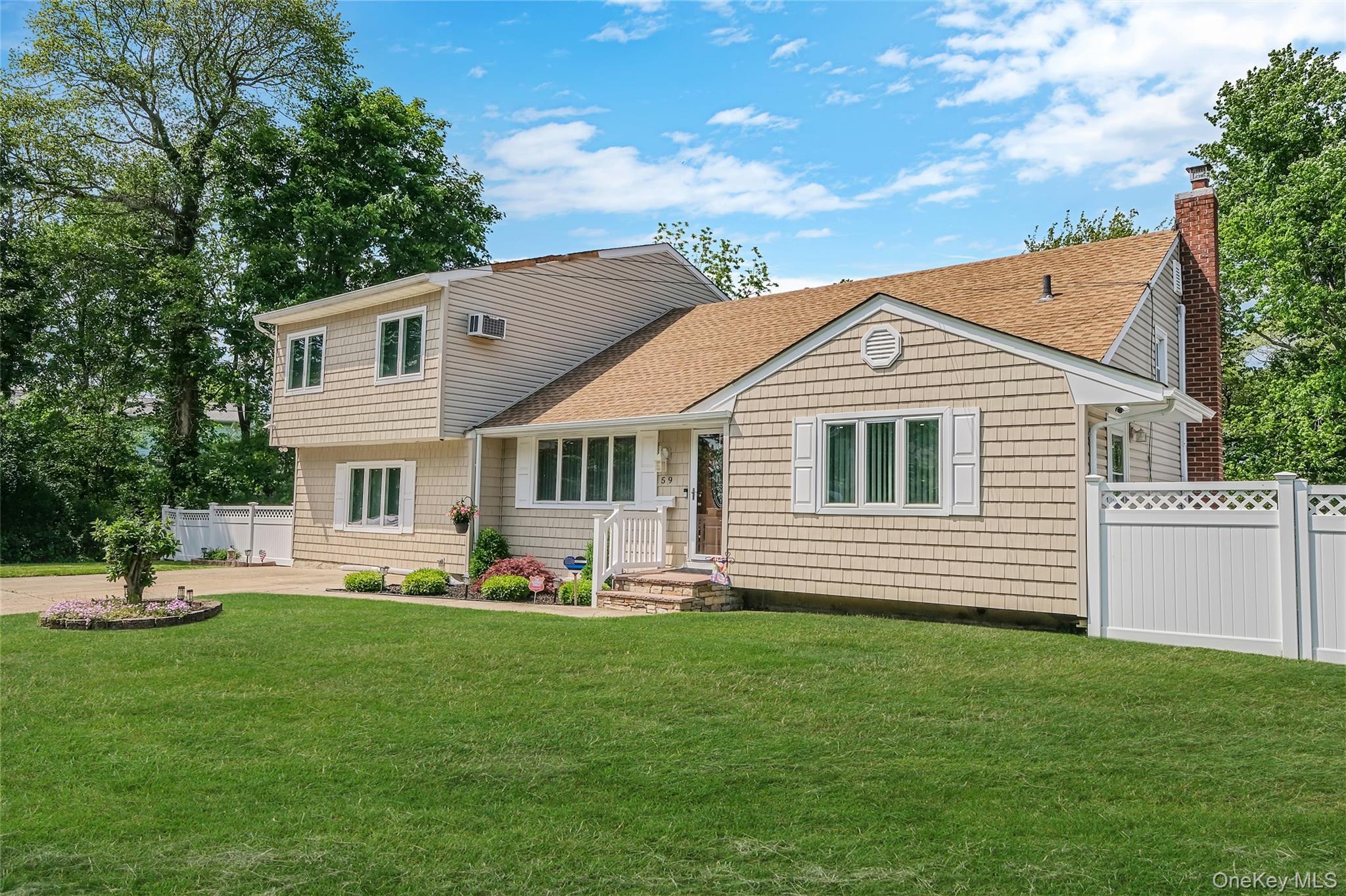 Single Family Maybrook Road  Suffolk County, NY 11703, MLS-1001881-3