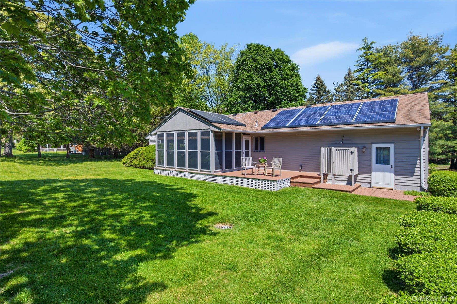 Single Family Mimosa Place Suffolk County, NY 11964, MLS-1001893-10