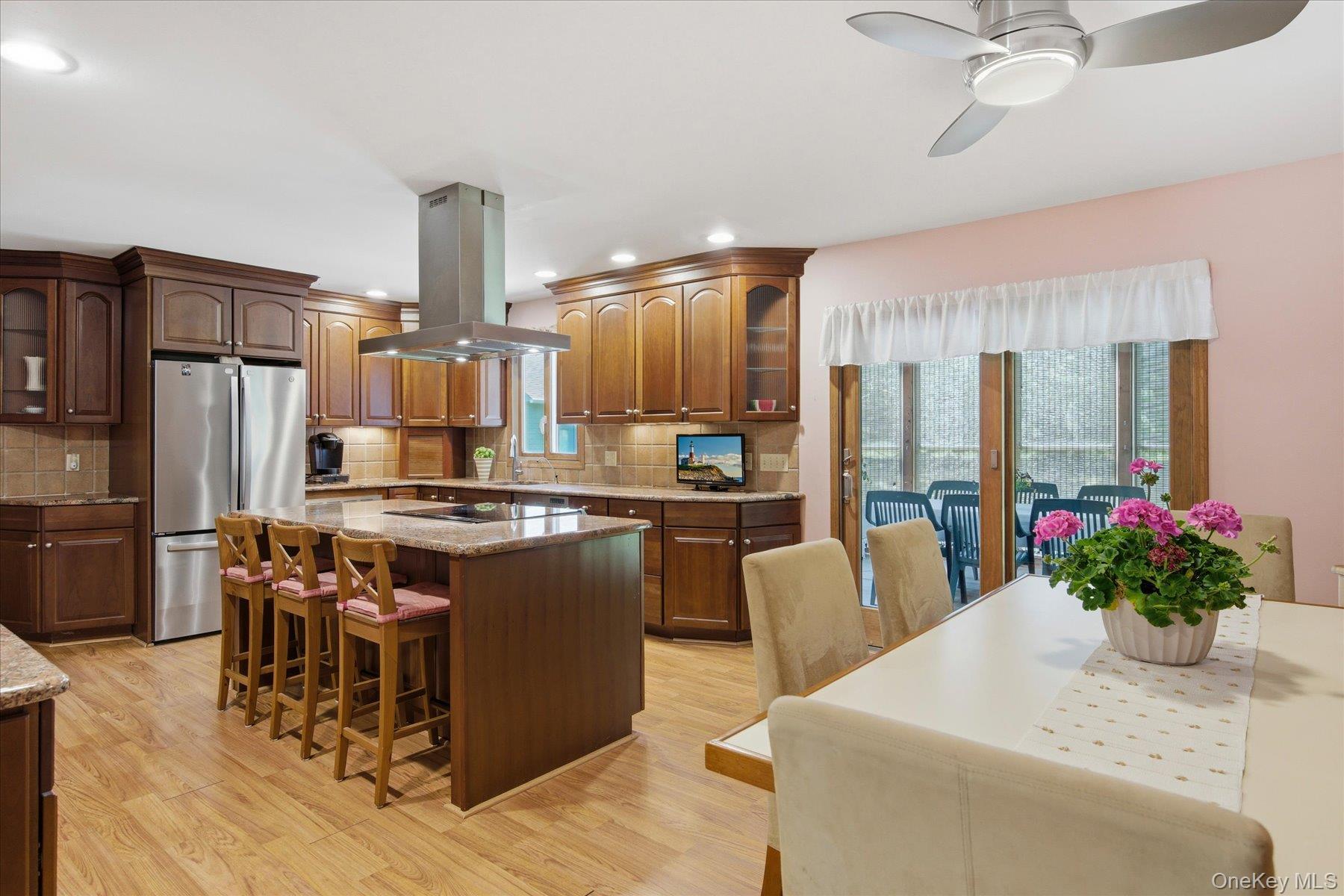 Single Family Mimosa Place Suffolk County, NY 11964, MLS-1001893-4