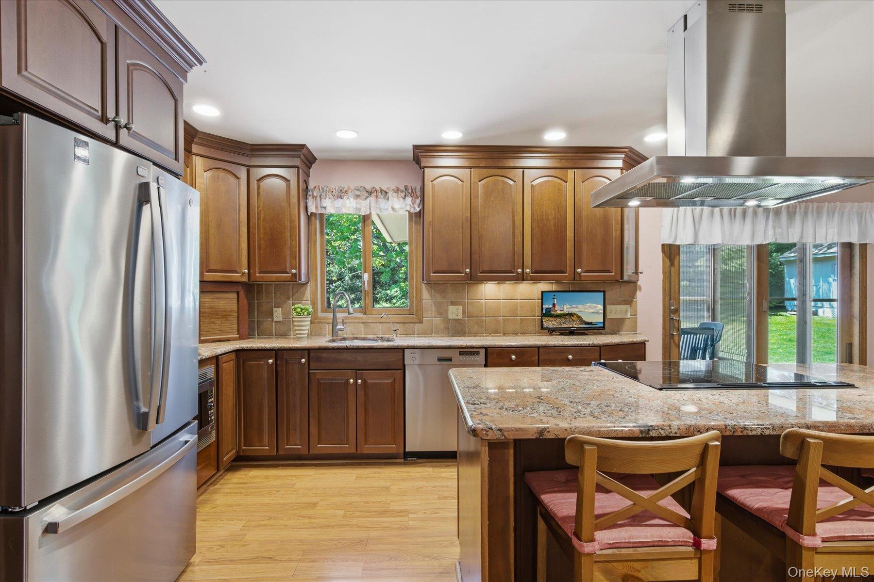Single Family Mimosa Place Suffolk County, NY 11964, MLS-1001893-7